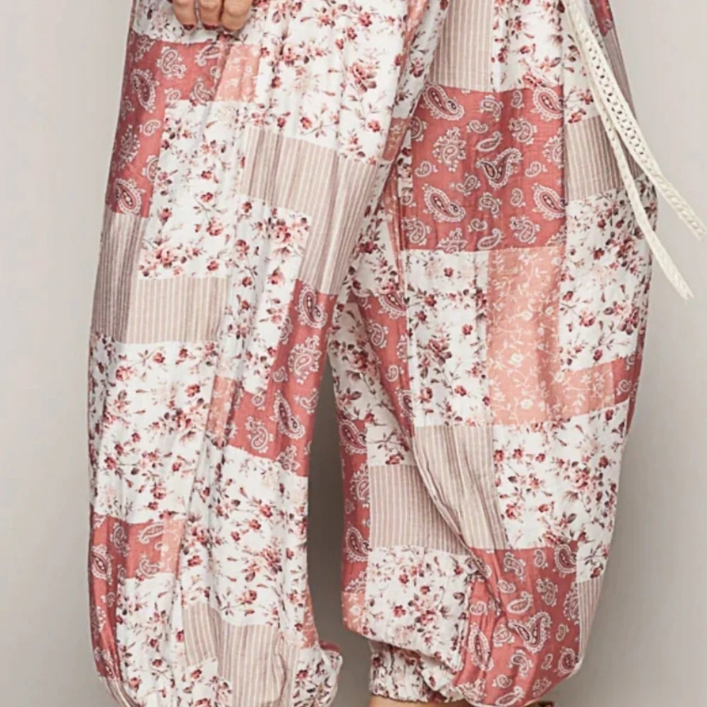 POL Pink Patchwork Joggers in Rose Multi Print 🌸💗 Lightweight, Cozy & Comfy 🌸💗
